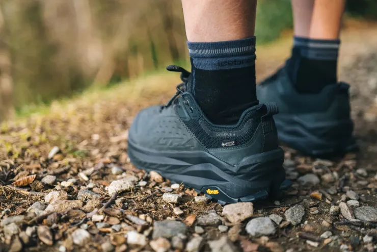 Hiking Shoes & Boots|Walking Shoes-Altra Mens Olympus 6 Hike Low GTX Shoes - Black