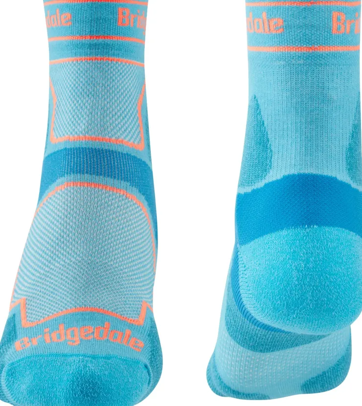 Socks|Socks-Bridgedale Womens Trail Run Ultralight T2 Coolmax Sport 3/4 Crew Socks - Blue