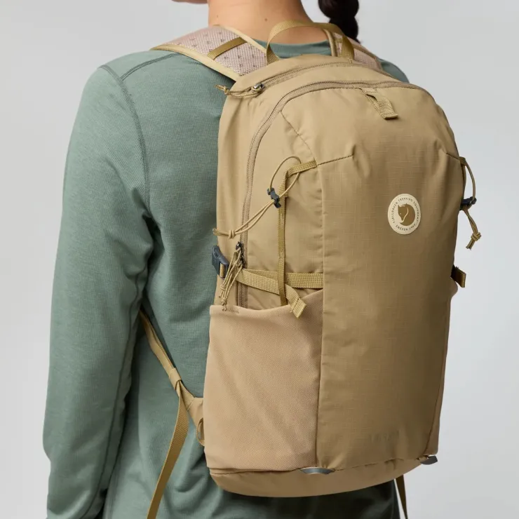 Day Packs-Fjallraven Abisko Softpack 16 Rucksack - Black