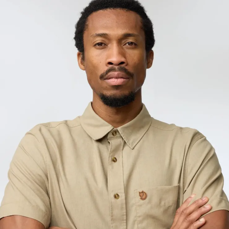 Shirts-Fjallraven Mens Ovik Travel SS Shirt - Green