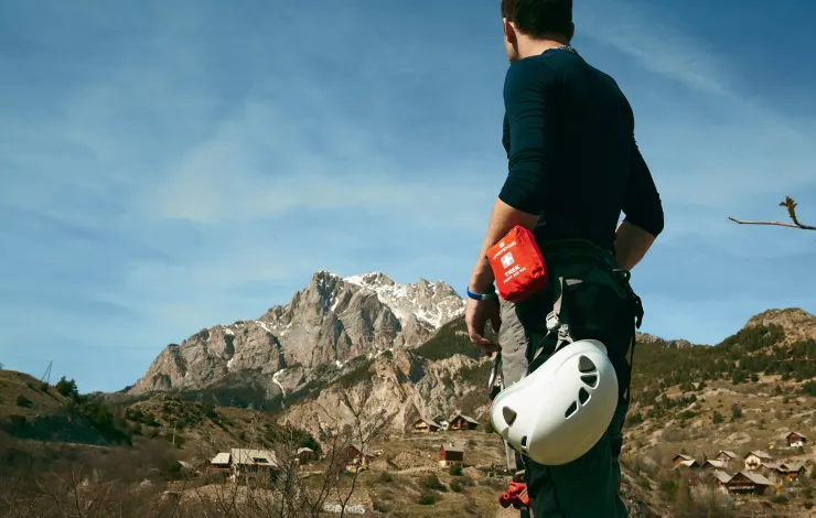 First Aid-Lifesystems Trek First Aid Kit