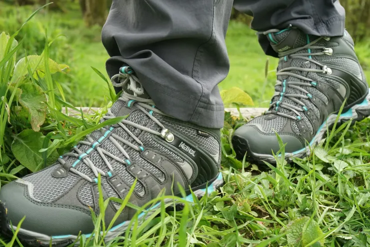 Hiking Shoes & Boots|Mid Height Boots-Meindl Womens Respond Mid II GTX Boots - Anthracite-Turquoise
