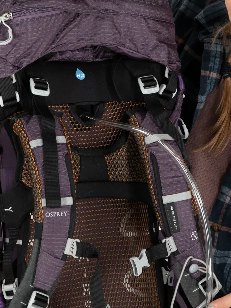 Backpacking Packs-Osprey Womens Aura AG 50 Rucksack - Tungsten Grey